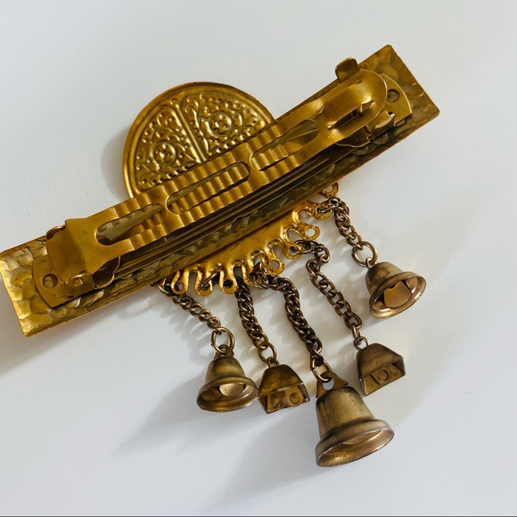 Vintage boho gold hair clip with bells - Picture 3 of 5